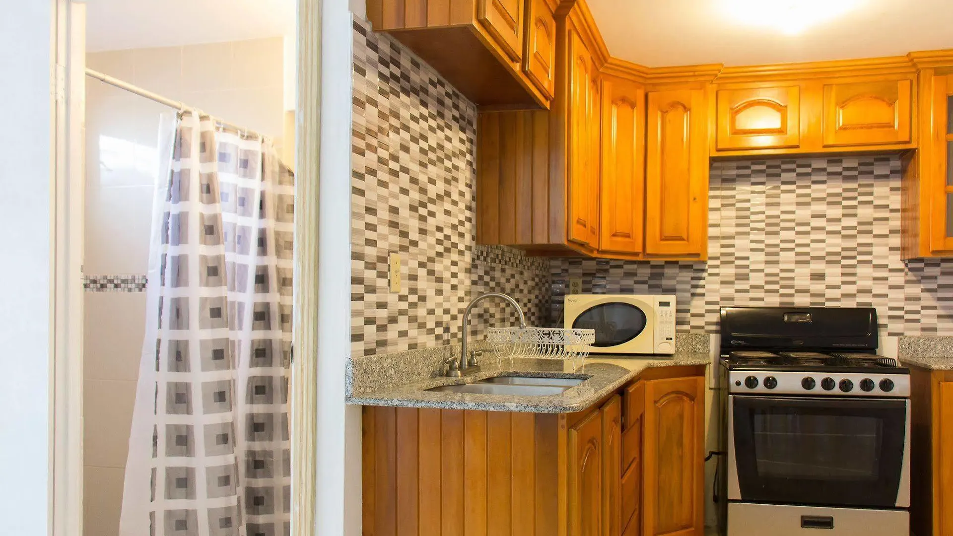 빌라 Chateau De La Rose 1Bdr Apartment 몬테고 베이 자메이카